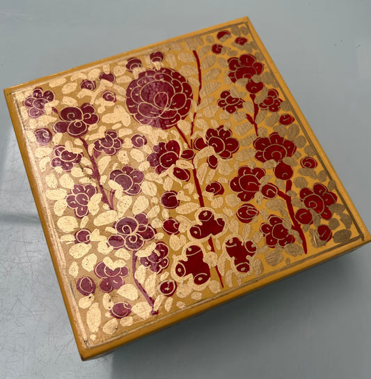 Vintage Woodern Trinket Box