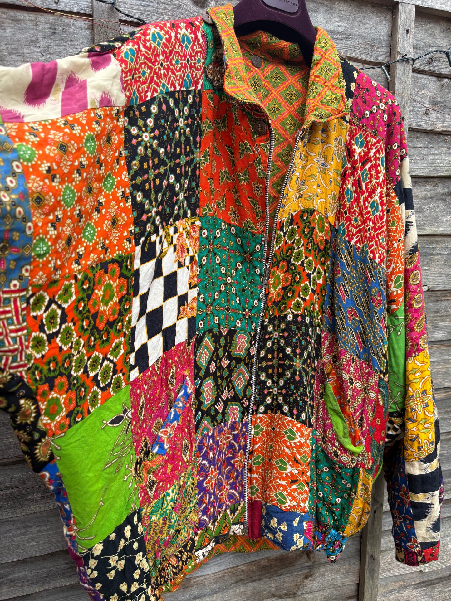 Amazing Vintage Jacket - Free Size