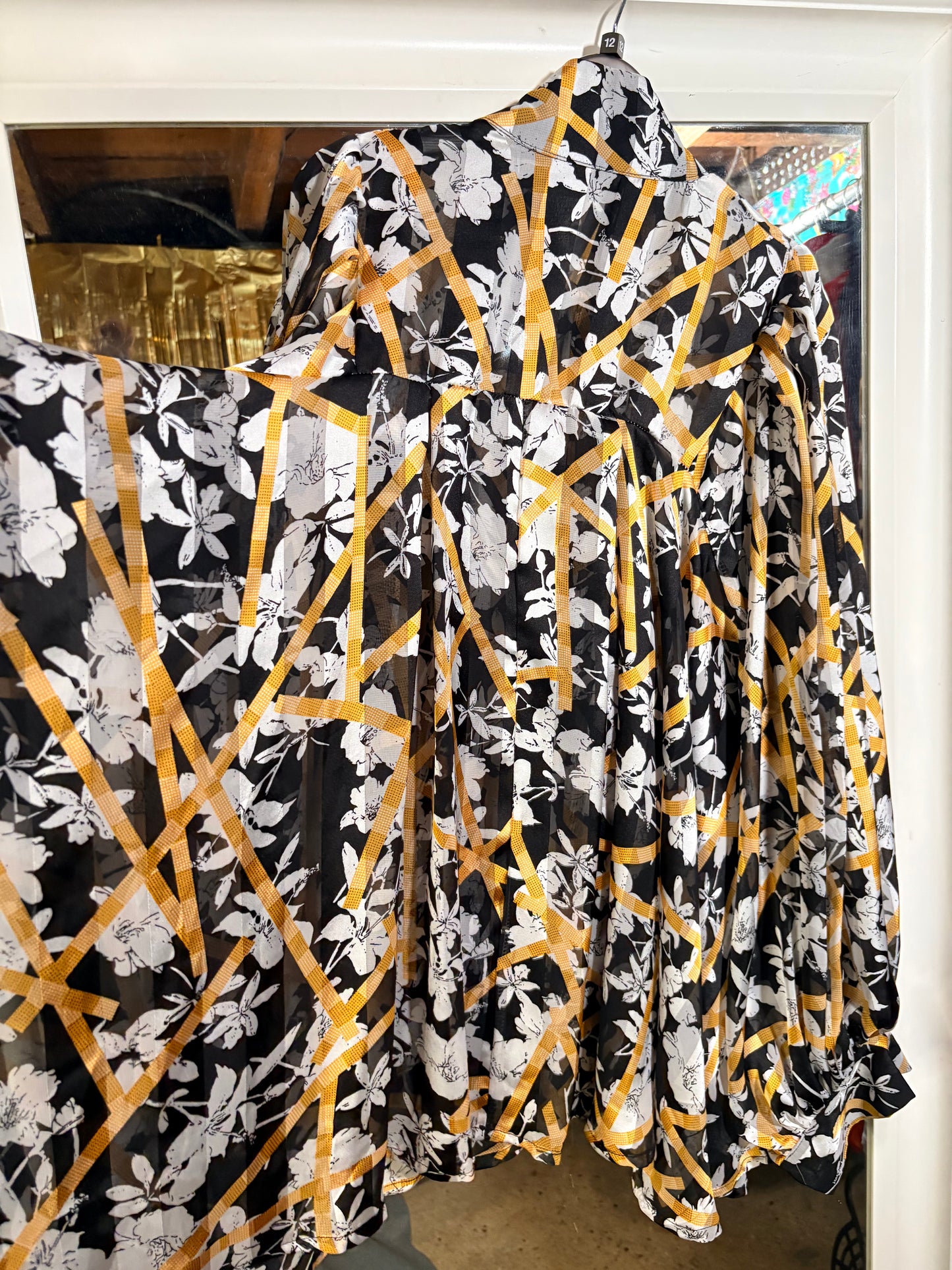 Vintage 1980’s Bellow Sleeve Shirt - one size