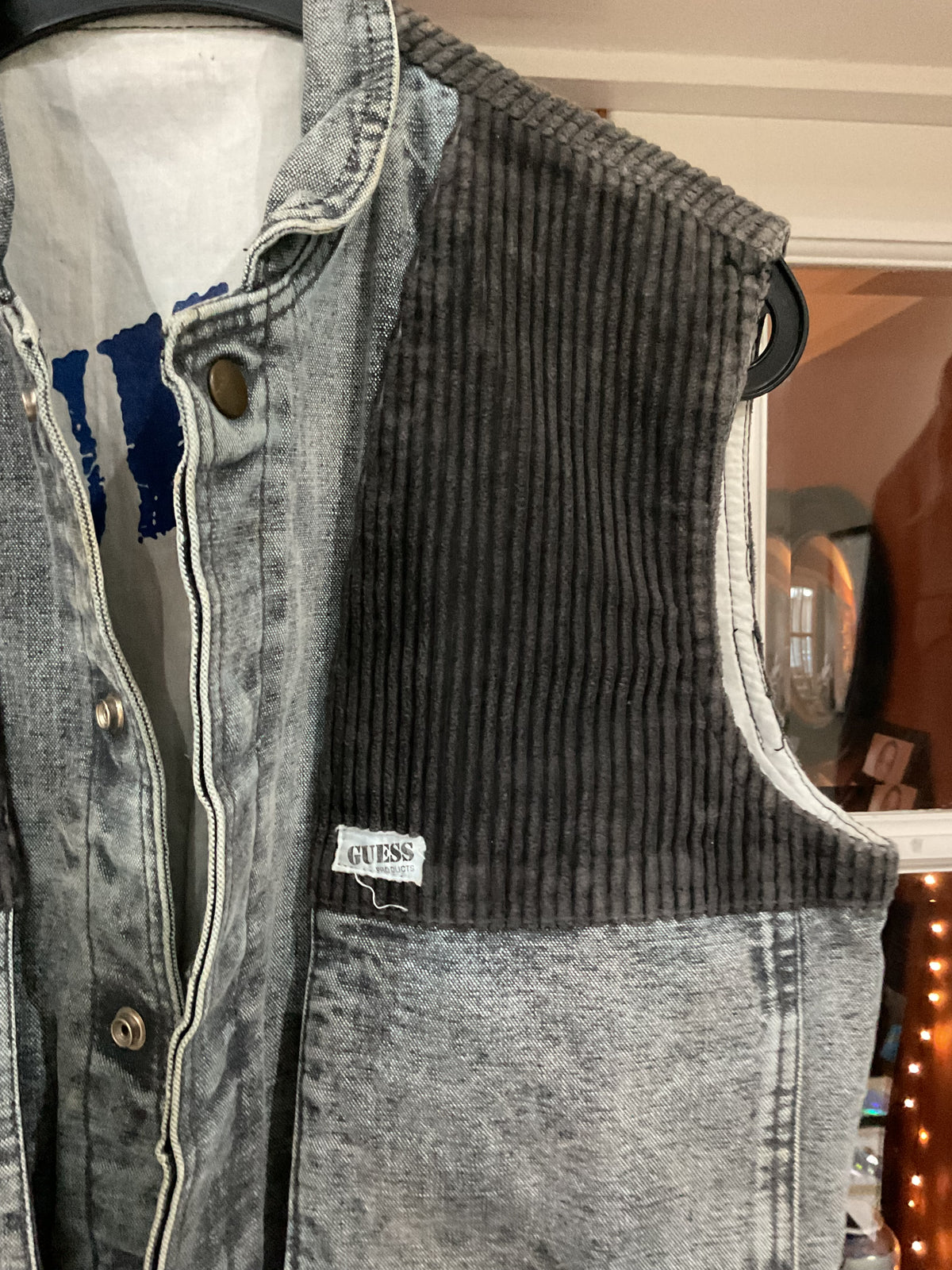 Vintage 90’s GUESS waistcoat - Medium up to 14 fit
