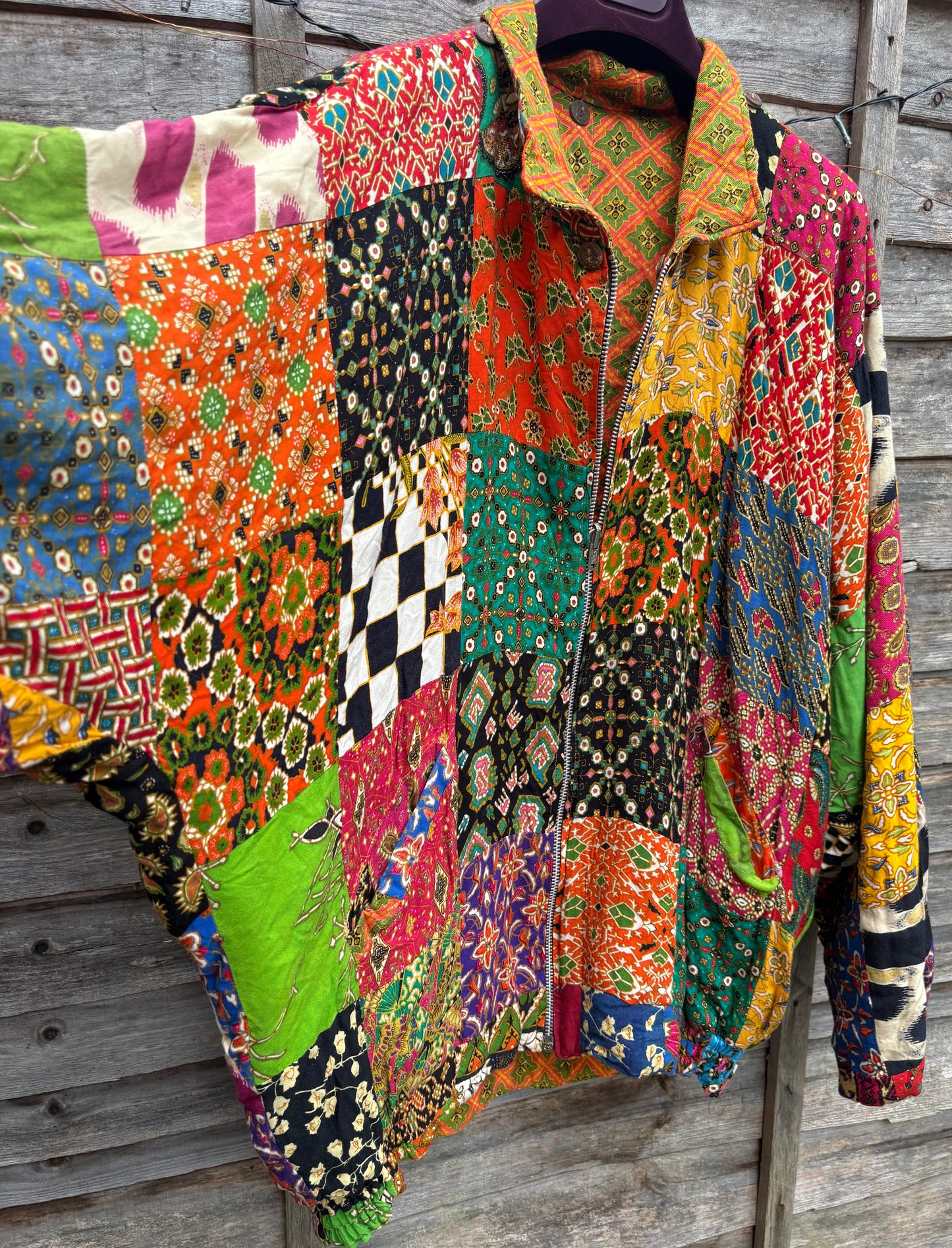 Amazing Vintage Jacket - Free Size
