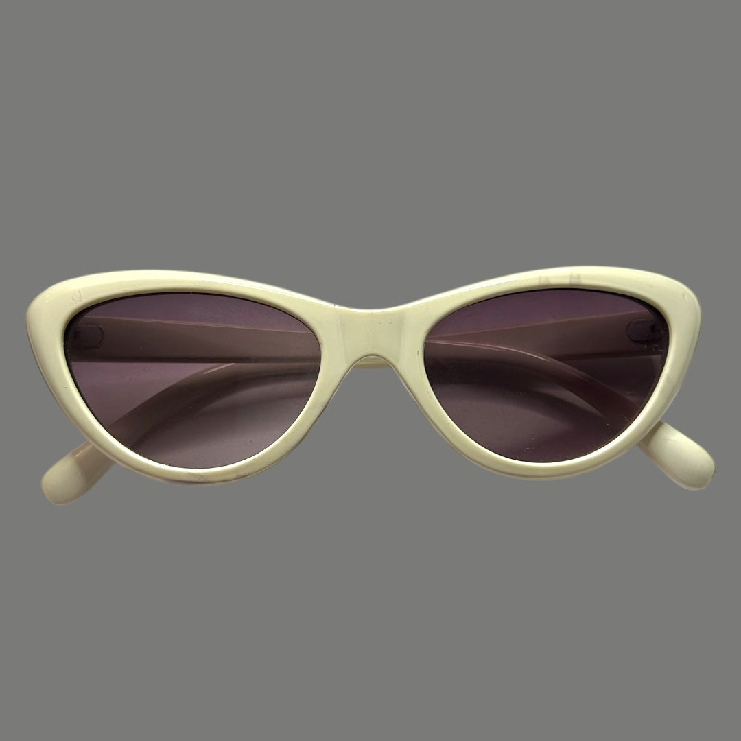 Vintage Cream Colour Glasses