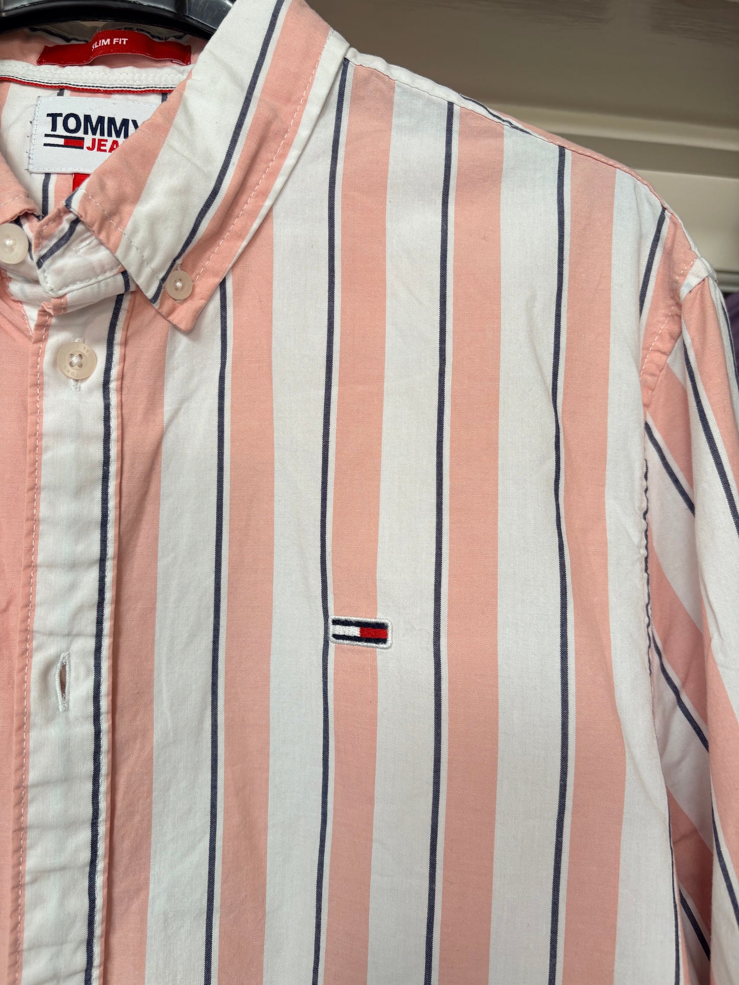 Vintage Tommy Hilfiger Shirt - size M (up to 12 fit)