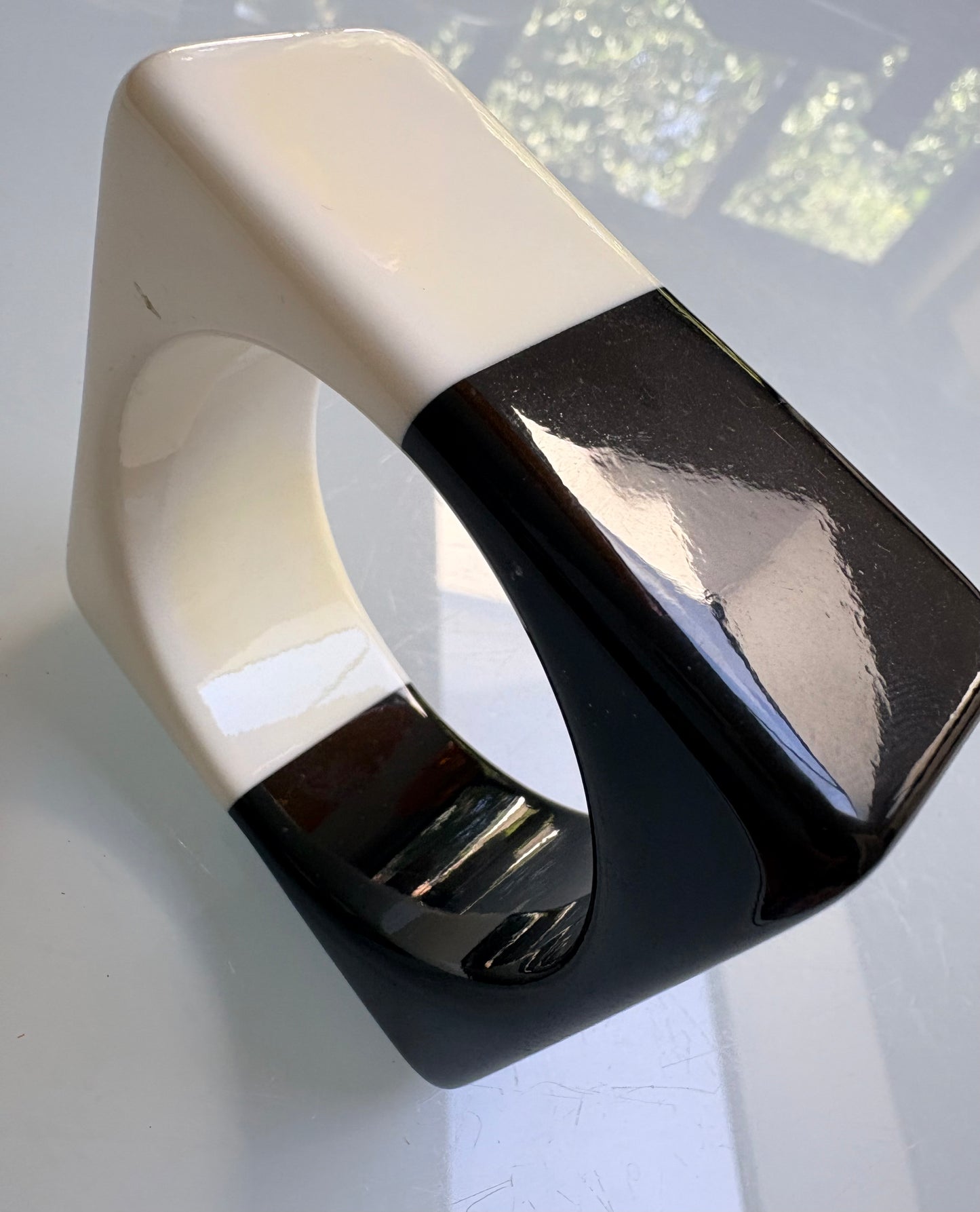 Vintage 60’s Plastic Bangle
