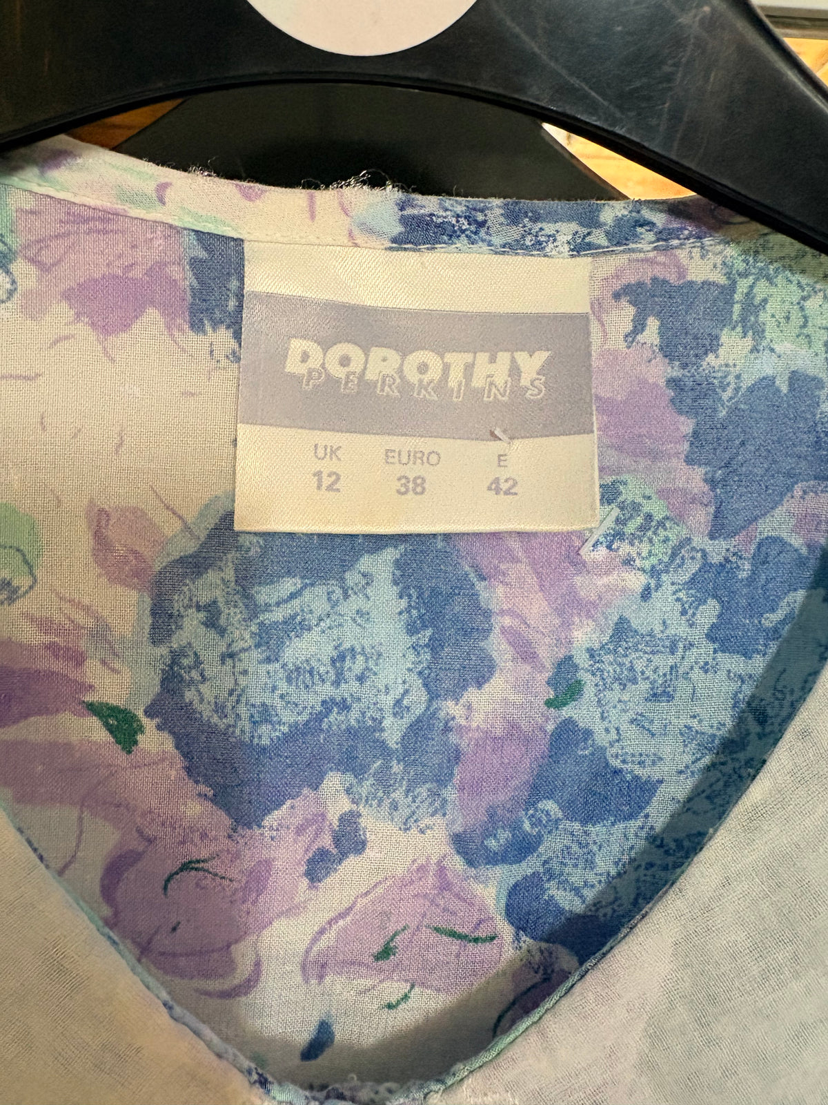 Vintage 80’s Printed Top with beautiful collar