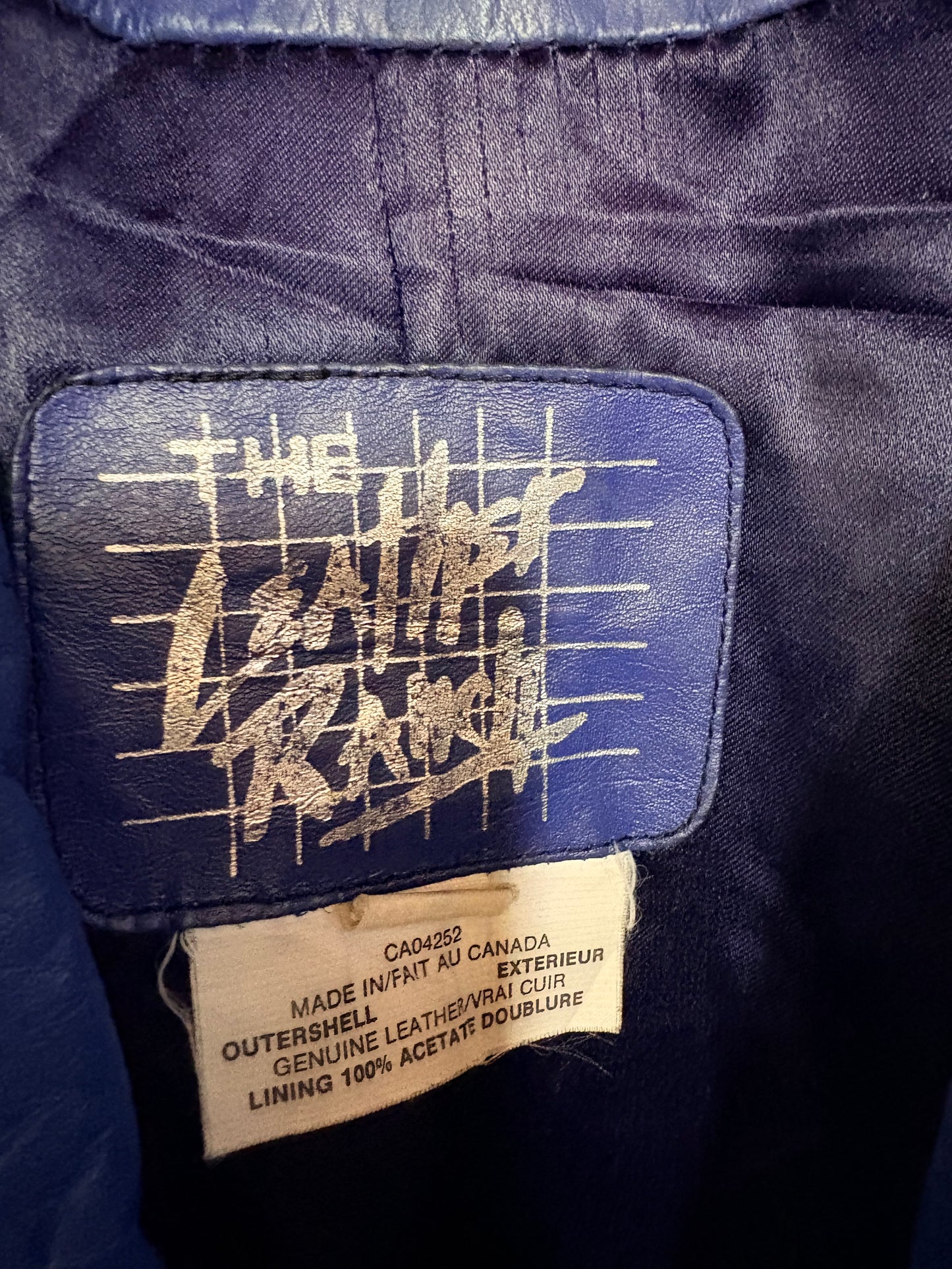 Vintage 80’s Blue Leather Jacket M/L (up to size 16 fit)