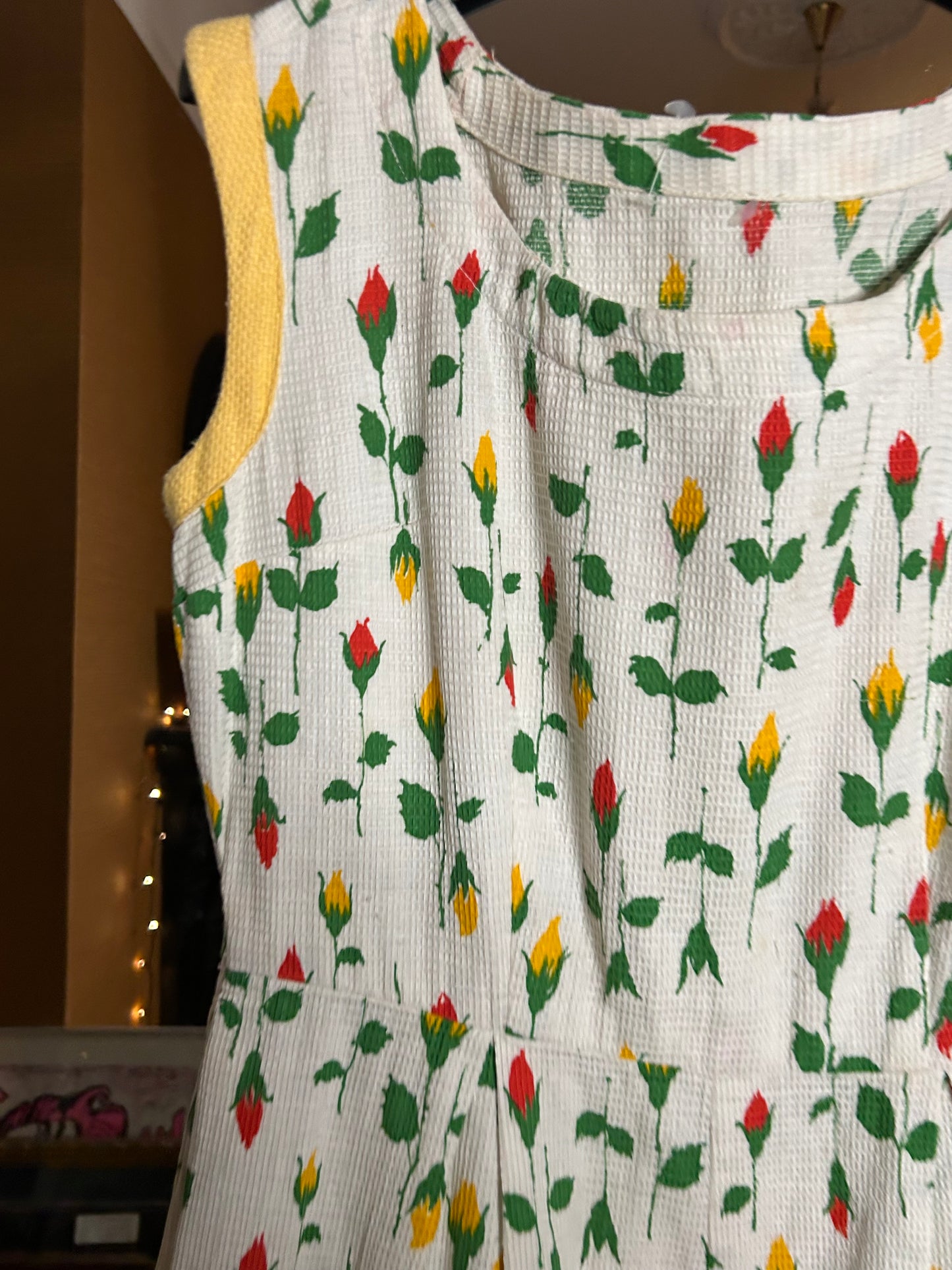 Rare 1940’s Waffle Fabric Tulip Dress - size 10