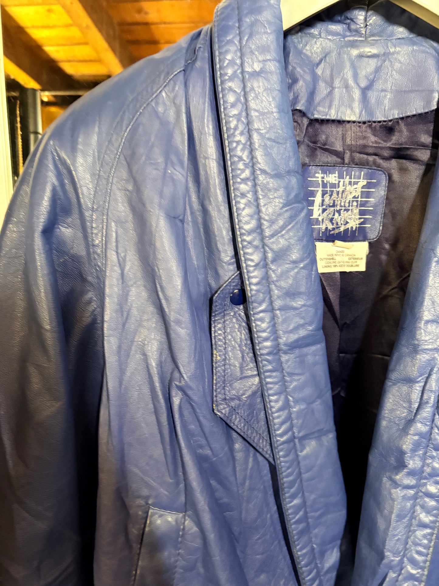 Vintage 80’s Blue Leather Jacket M/L (up to size 16 fit)