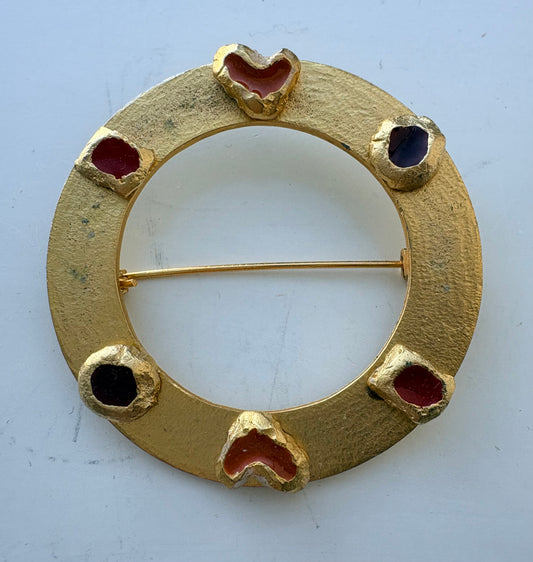 Circles Brooch 1980’s, black and red hearts