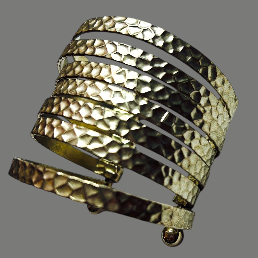 MANGO - silver hammered silver tone cuff bangle