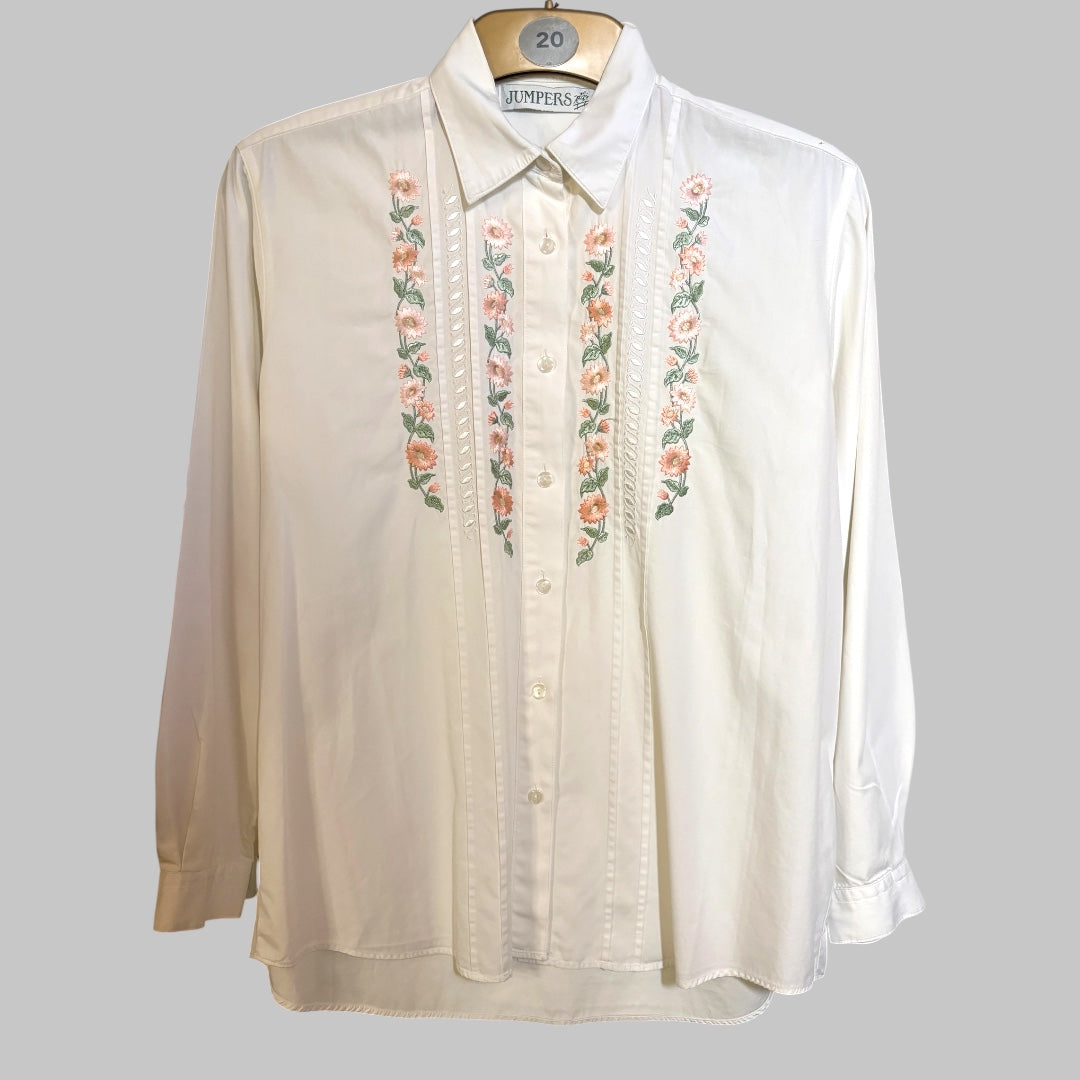 VIntage ‘Jumpers’ embroidered flowers shirt - 100% Cotton - M/L (up to size 16 fit)