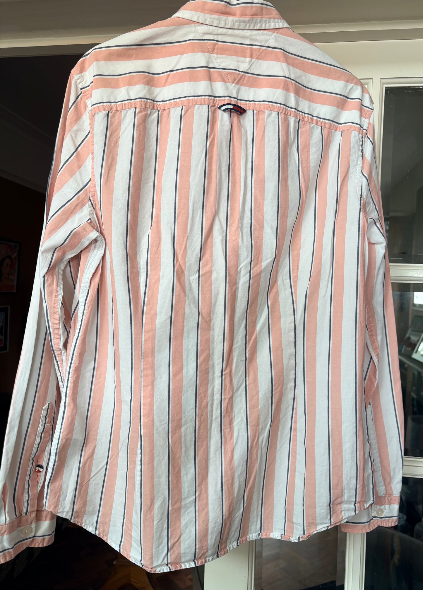 Vintage Tommy Hilfiger Shirt - size M (up to 12 fit)