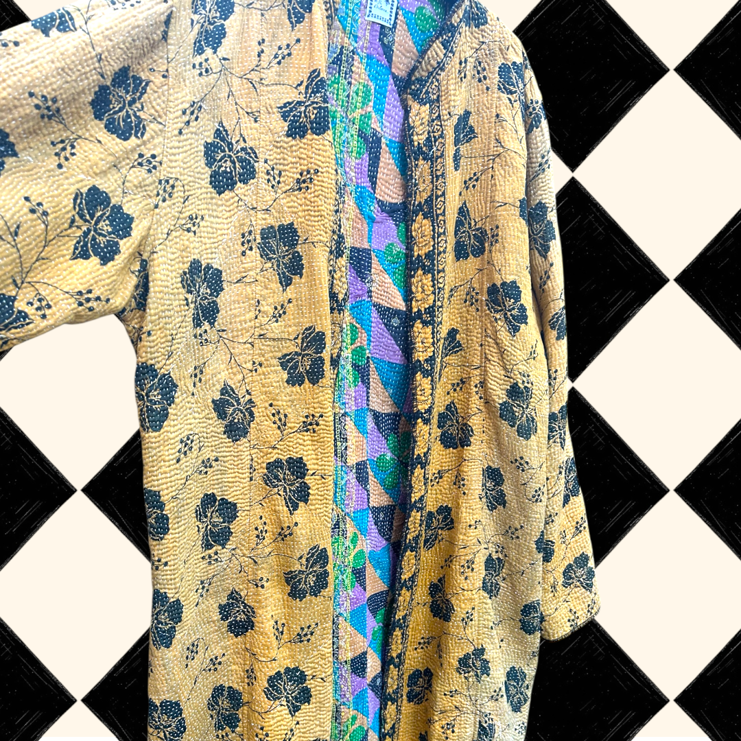 Vintage 90’s Lightly Quilted Duster Coat - size Medium