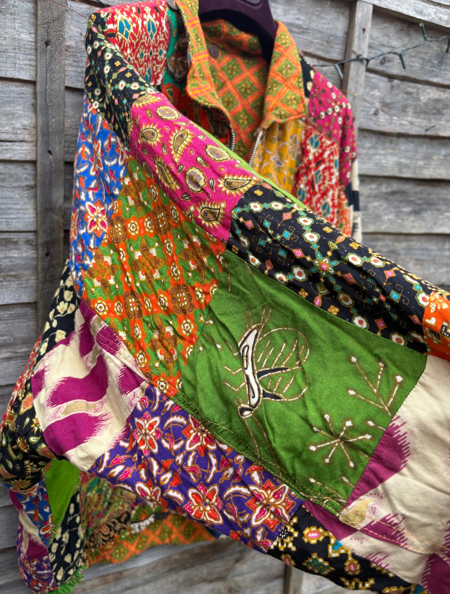 Amazing Vintage Jacket - Free Size