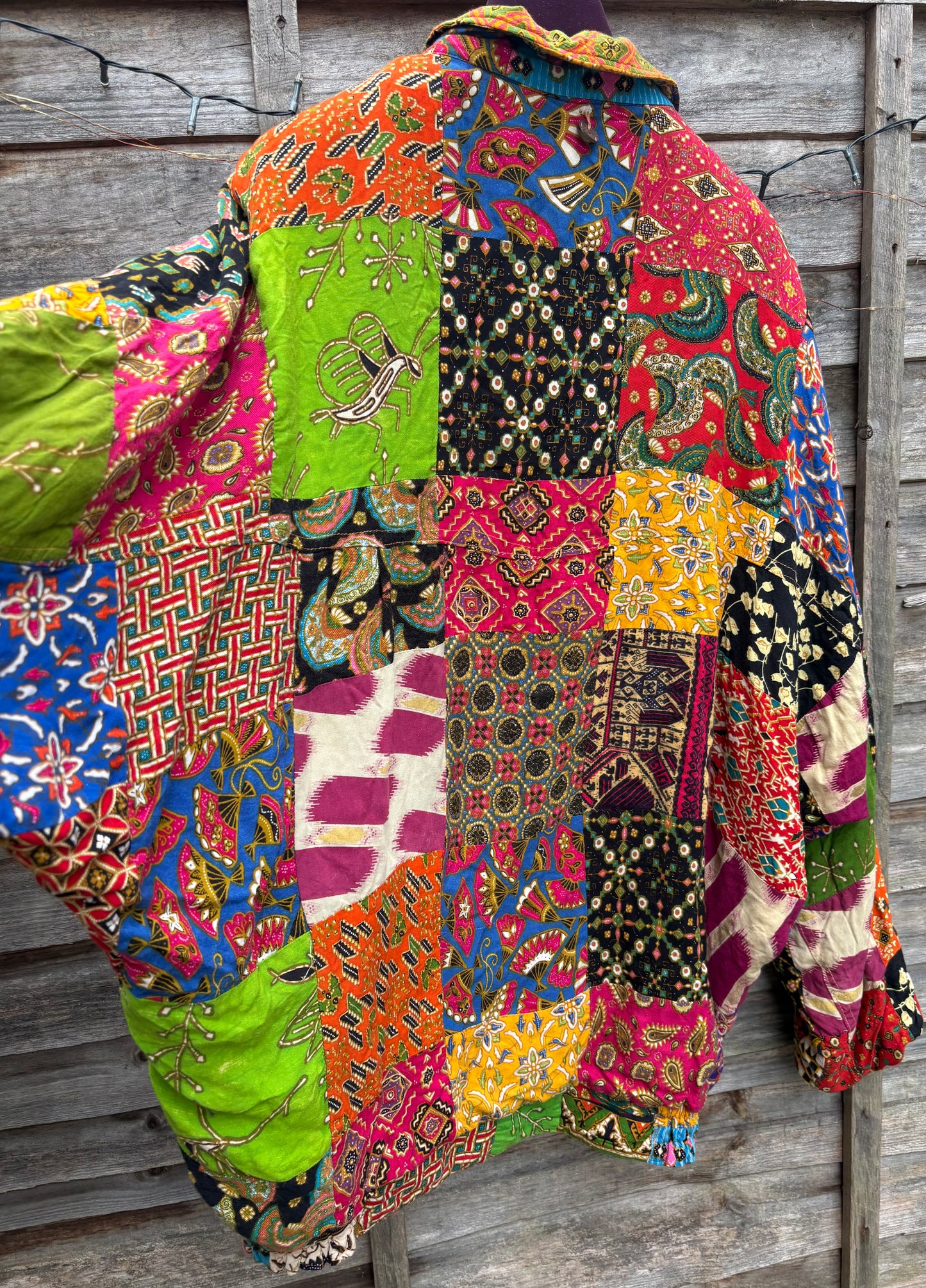 Amazing Vintage Jacket - Free Size