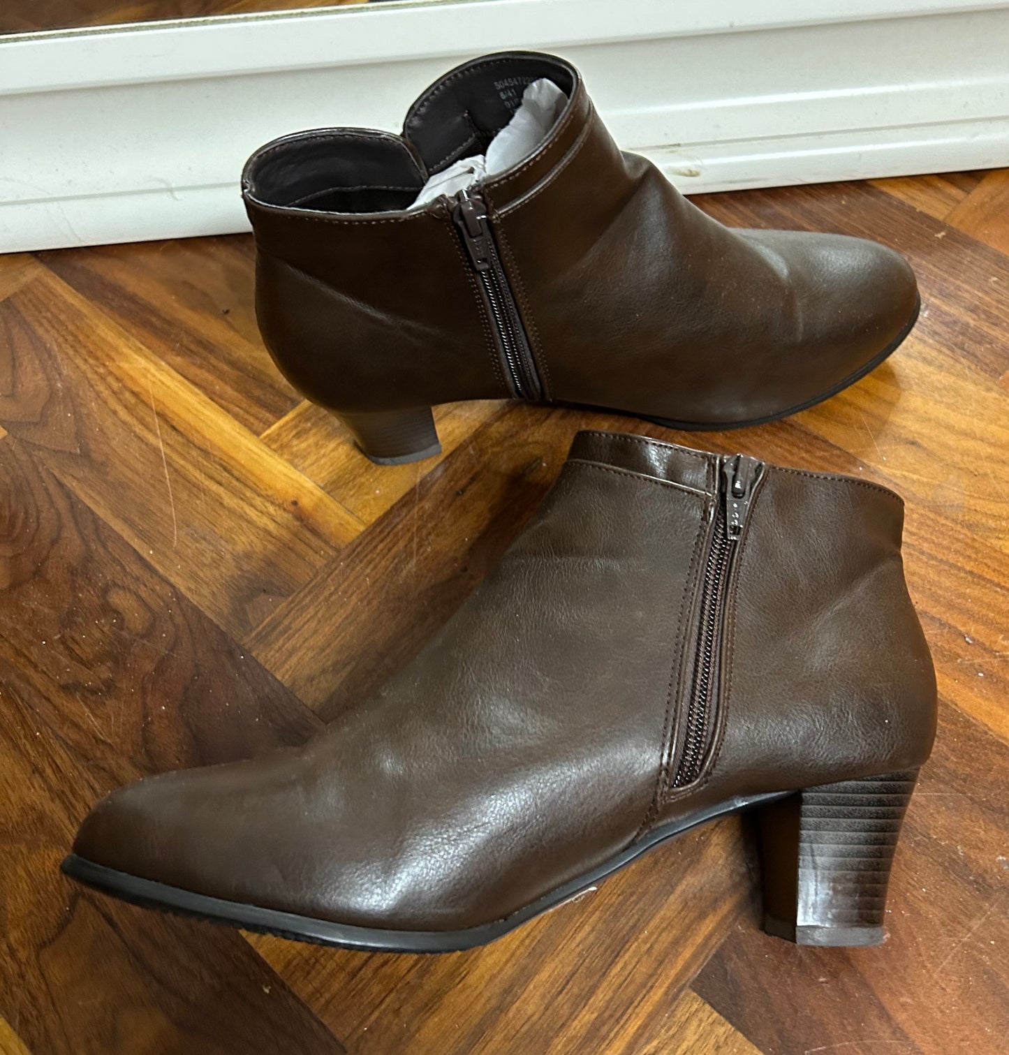 Vintage 1990’s Brown Leather Boots - size 8 (41)